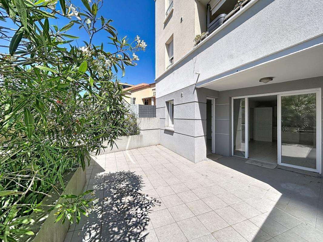 Appartement à MANDELIEU-LA-NAPOULE