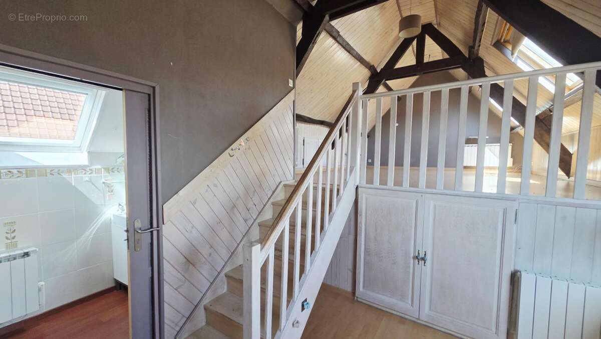 Maison 11 pièces / 256 m² / 199 000 EUR / NOYELLE-VION - photo 10