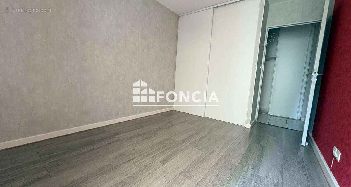 49 ANGERS TYE 3 de 70m2 quartier NEY _ centre Angers à pied - EXCLUSIVITE FONCIA - photo 9
