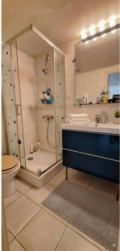 Appartement à VALLAURIS