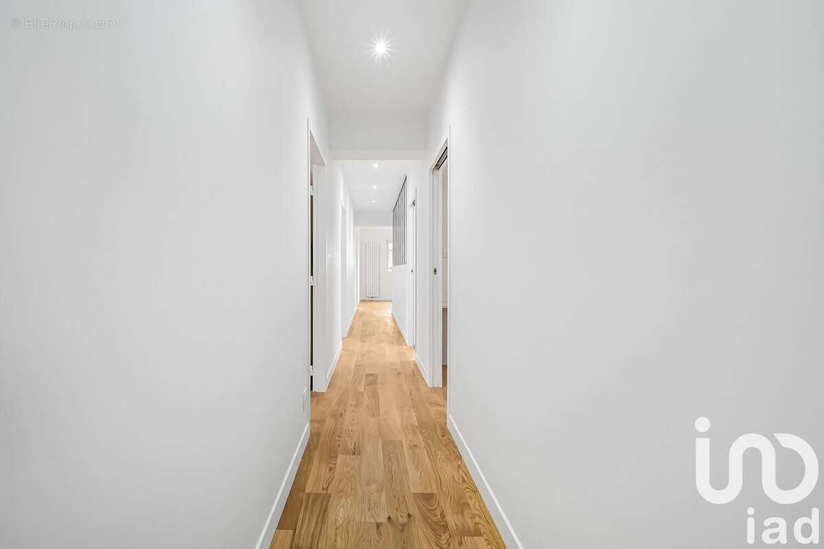 Photo 5 - Appartement à SURESNES