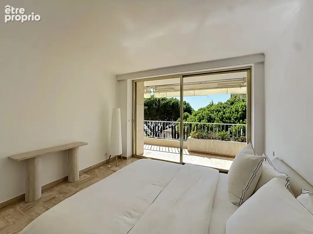Cannes palm beach – grand 2 pièces face à la mer – accès direct plage - photo 7