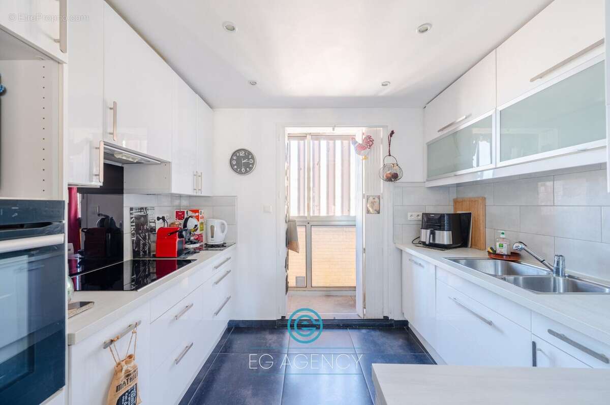 Appartement à MARSEILLE-9E