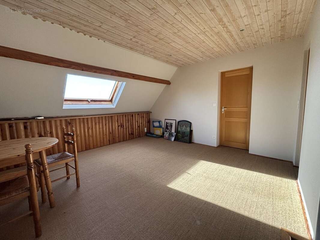 Maison à VIC-EN-BIGORRE