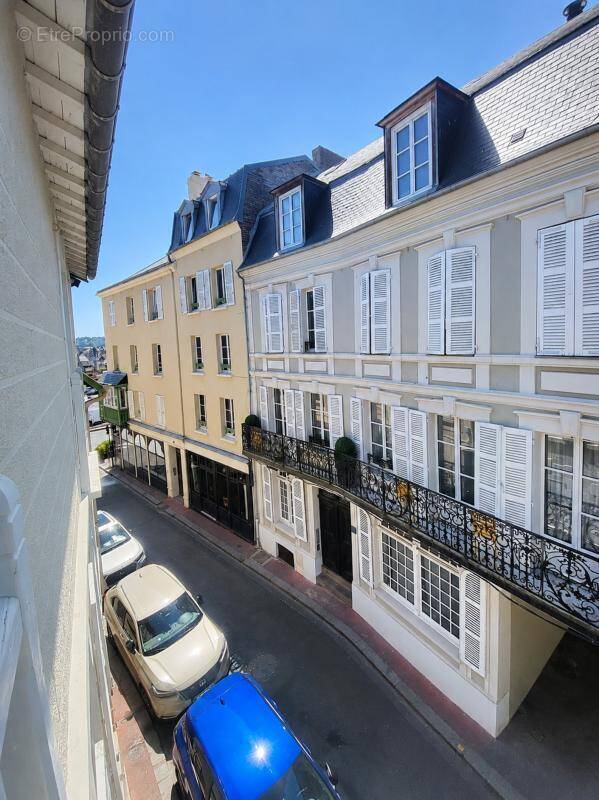 Appartement à TROUVILLE-SUR-MER
