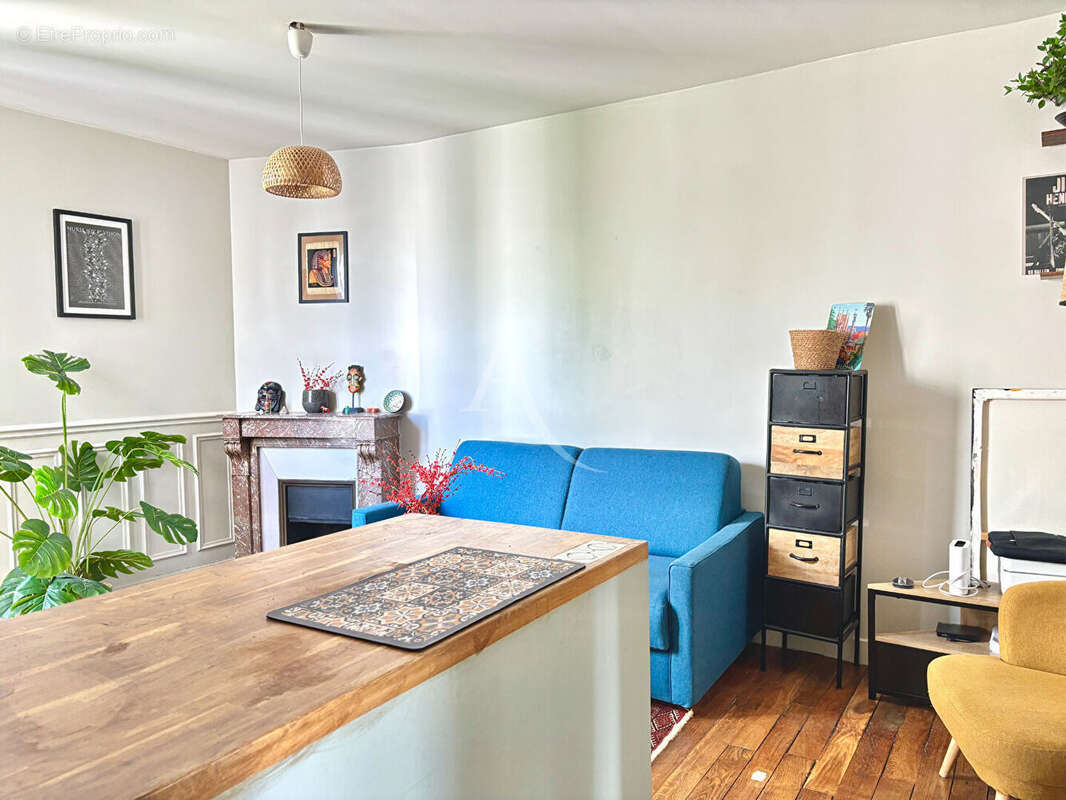 Appartement à PARIS-11E