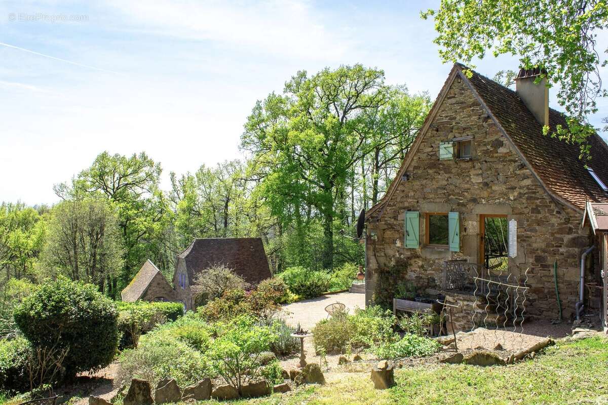 Maison à CARDAILLAC