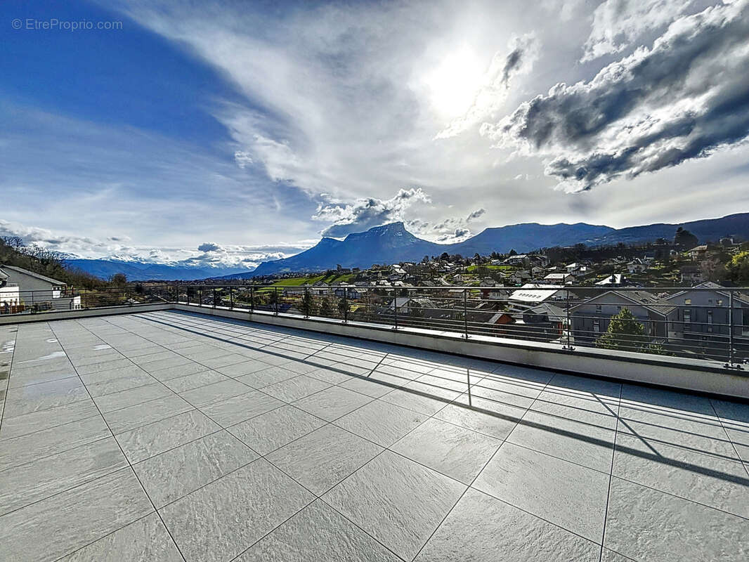 Appartement à SAINT-JEOIRE-PRIEURE