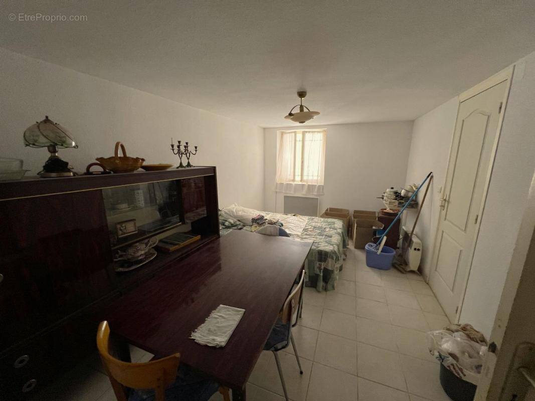 Maison à CRUZY