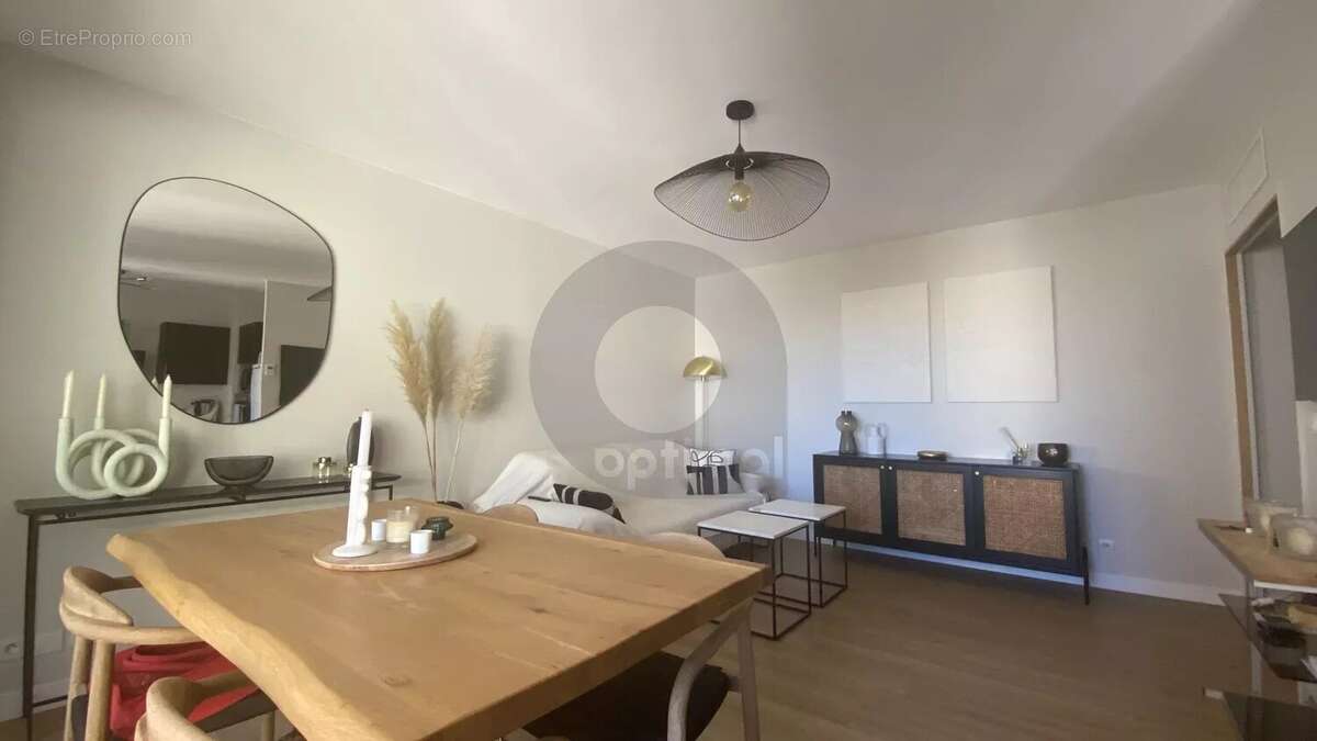 Appartement à BEAUSOLEIL