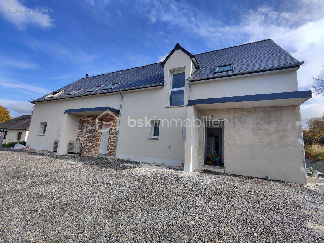 Appartement à ROZ-SUR-COUESNON