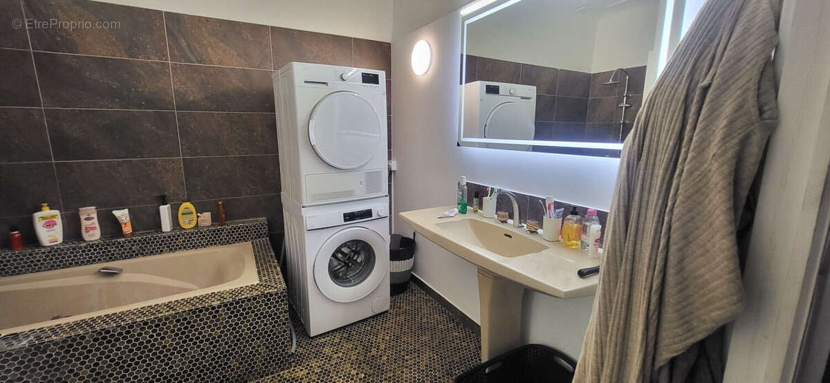 Appartement à CARCASSONNE