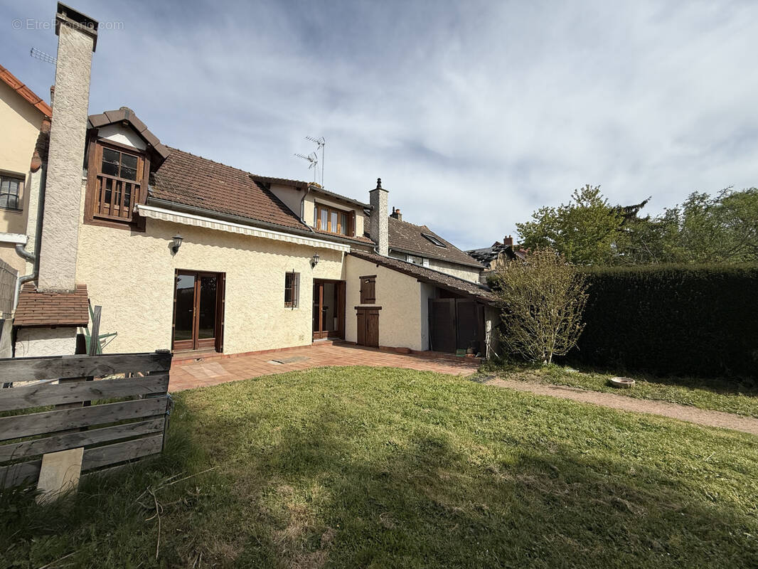 Maison à MAGNET