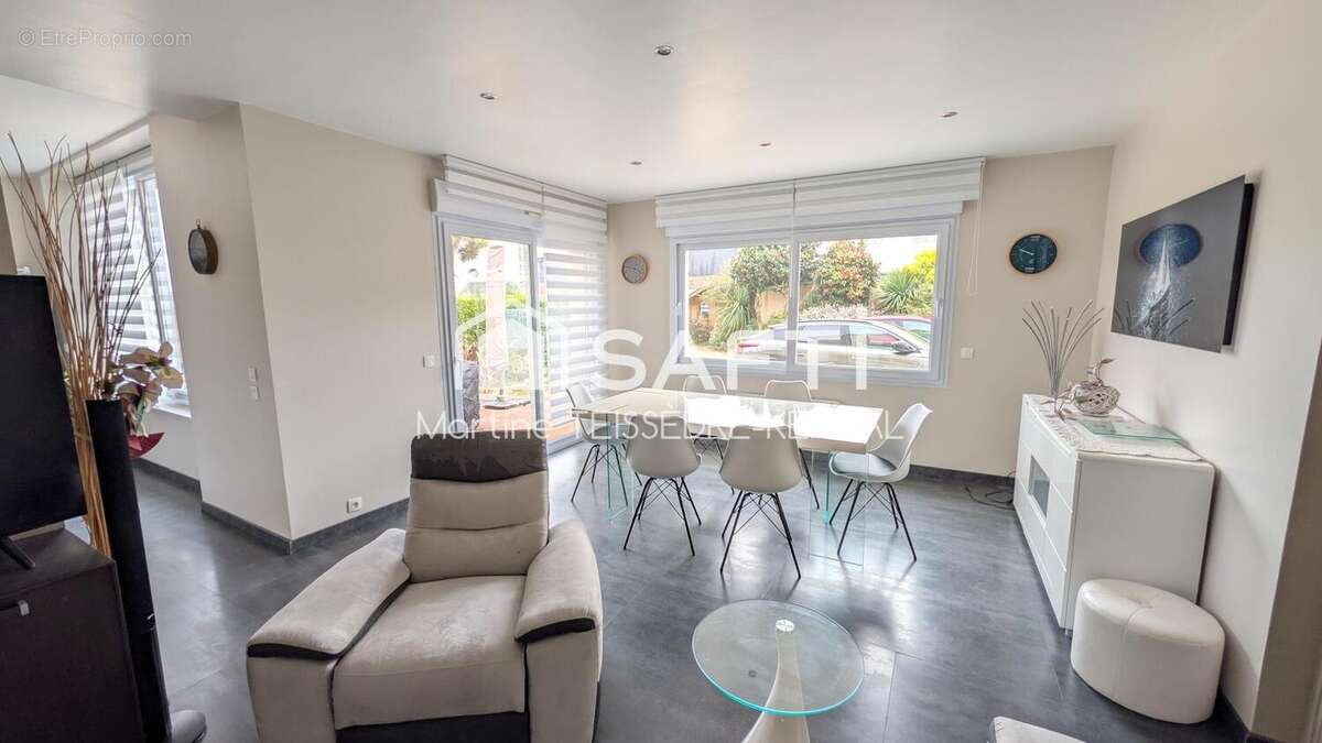 Maison 137 m² à Perros-Guirec  - photo 5