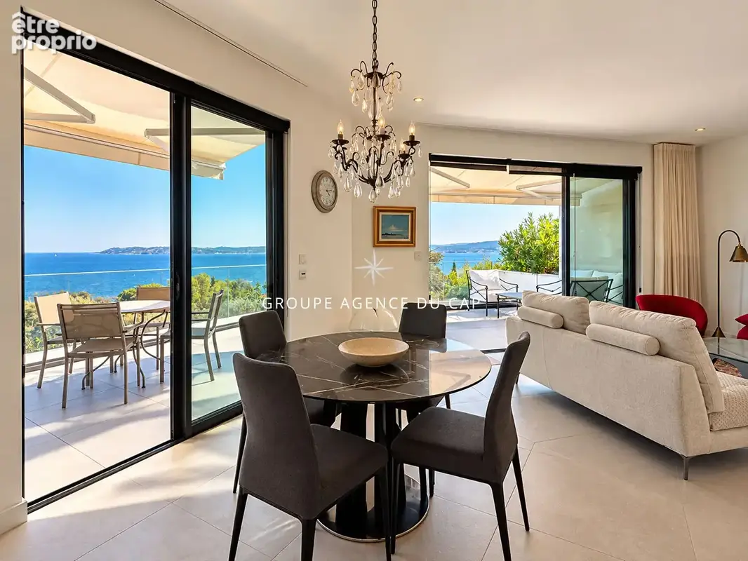 Appartement en dernier étage vue mer panoramique proche du centre de sainte maxime - photo 7