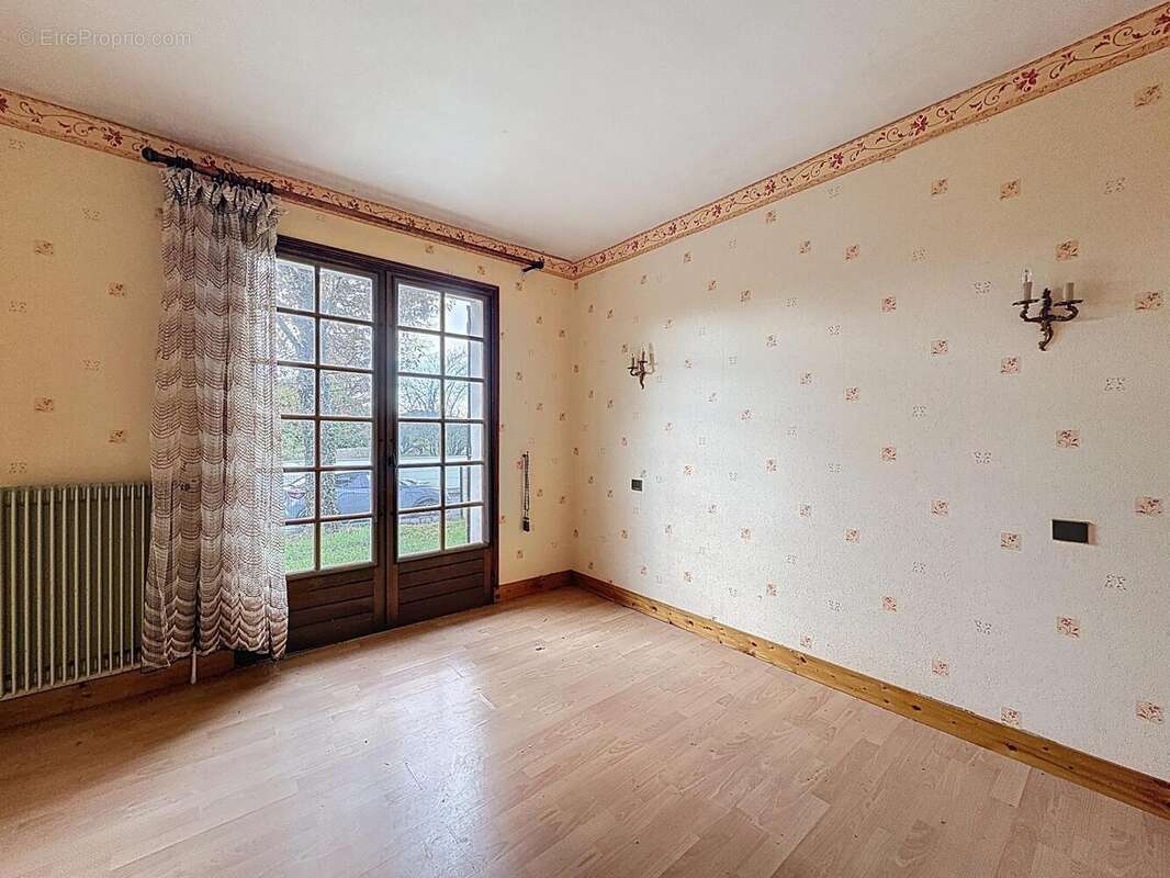 Photo 6 - Maison à BEYCHAC-ET-CAILLAU