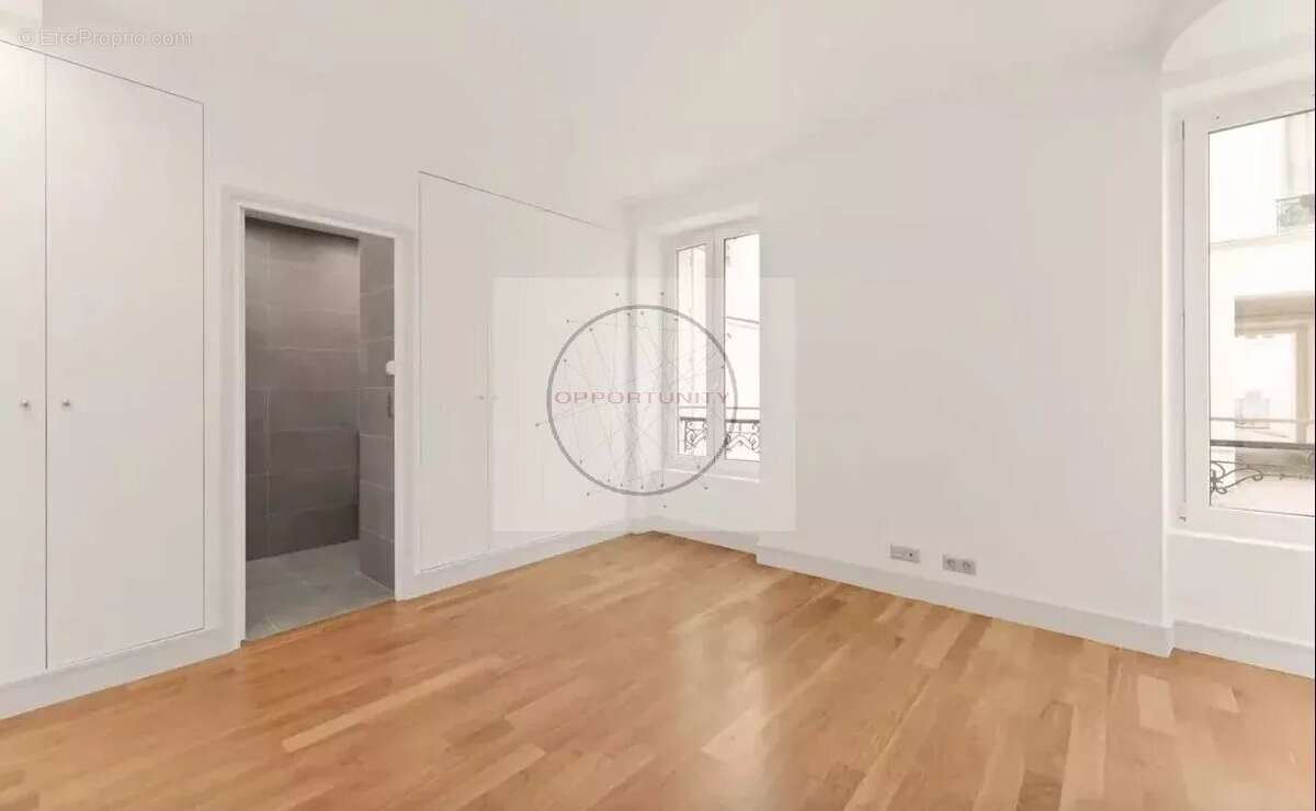 Appartement à PARIS-19E
