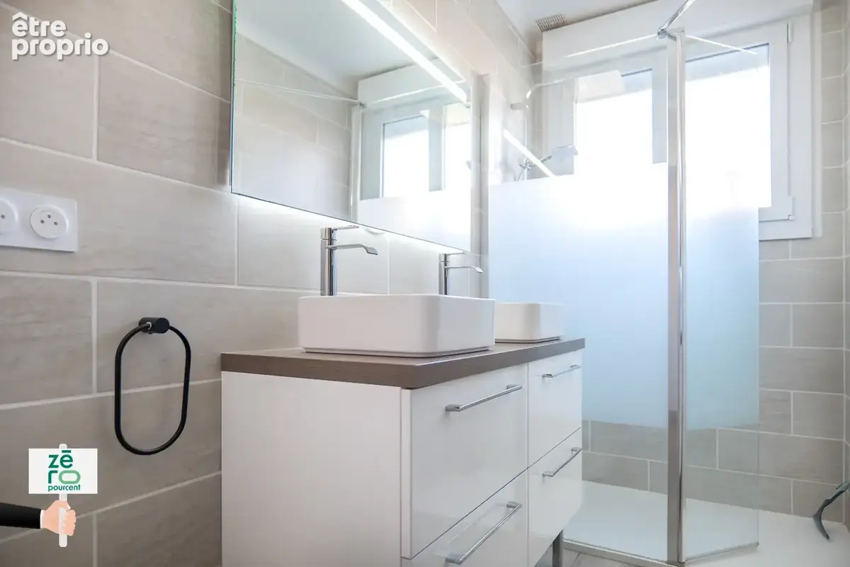 Maison 4 pièces 93 m2 à La Chaume   Proche océan, plage de la Paracou et dunes - photo 9