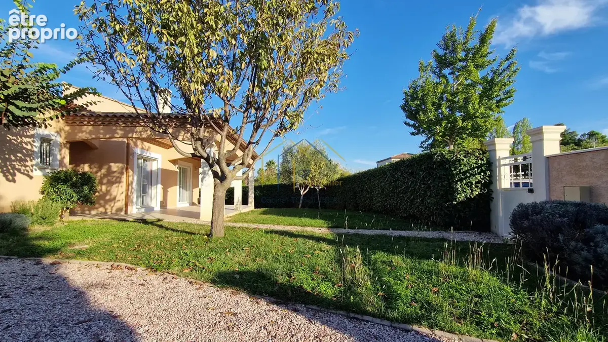 Villa plain-pied 6 pièces de 177m2 sur 700m2 de terrain - photo 7