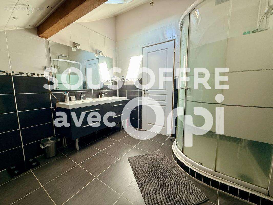 Maison à LA TERRASSE