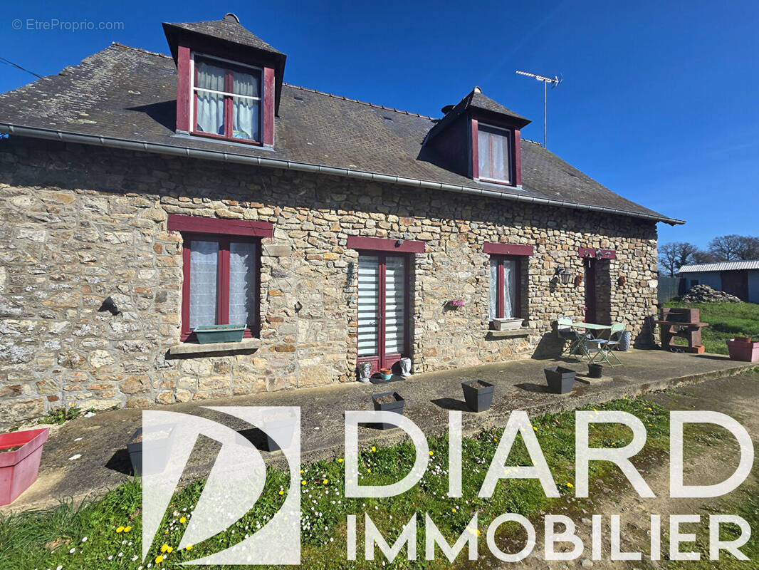 Maison à SAINT-M'HERVE