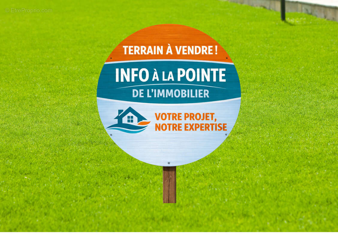 Terrain à CAMARET-SUR-MER