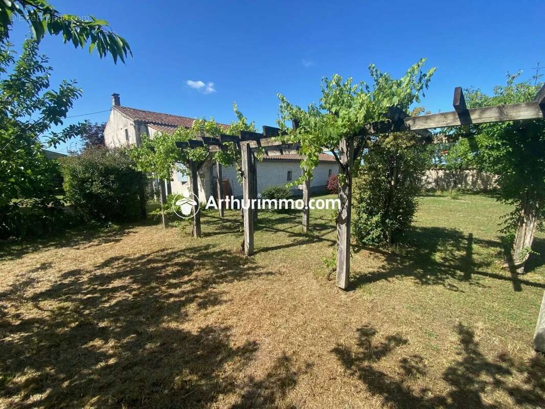 Vente Maison La brousse(17160) 211 000ï¿œ - photo 2