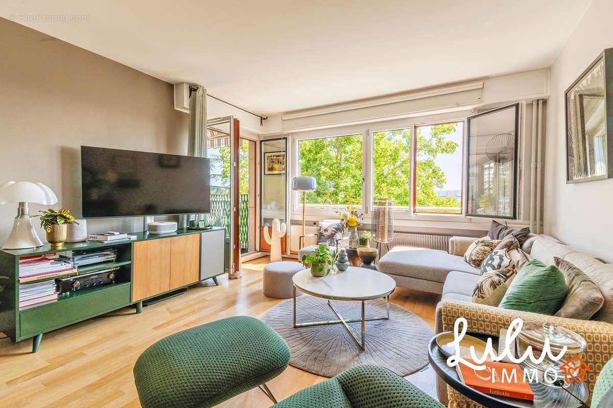 Ecully - T4 de 103m2 avec terrasse et une place de stationnement - photo 3