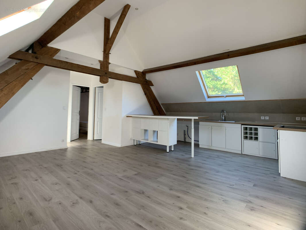 Appartement à CONGIS-SUR-THEROUANNE