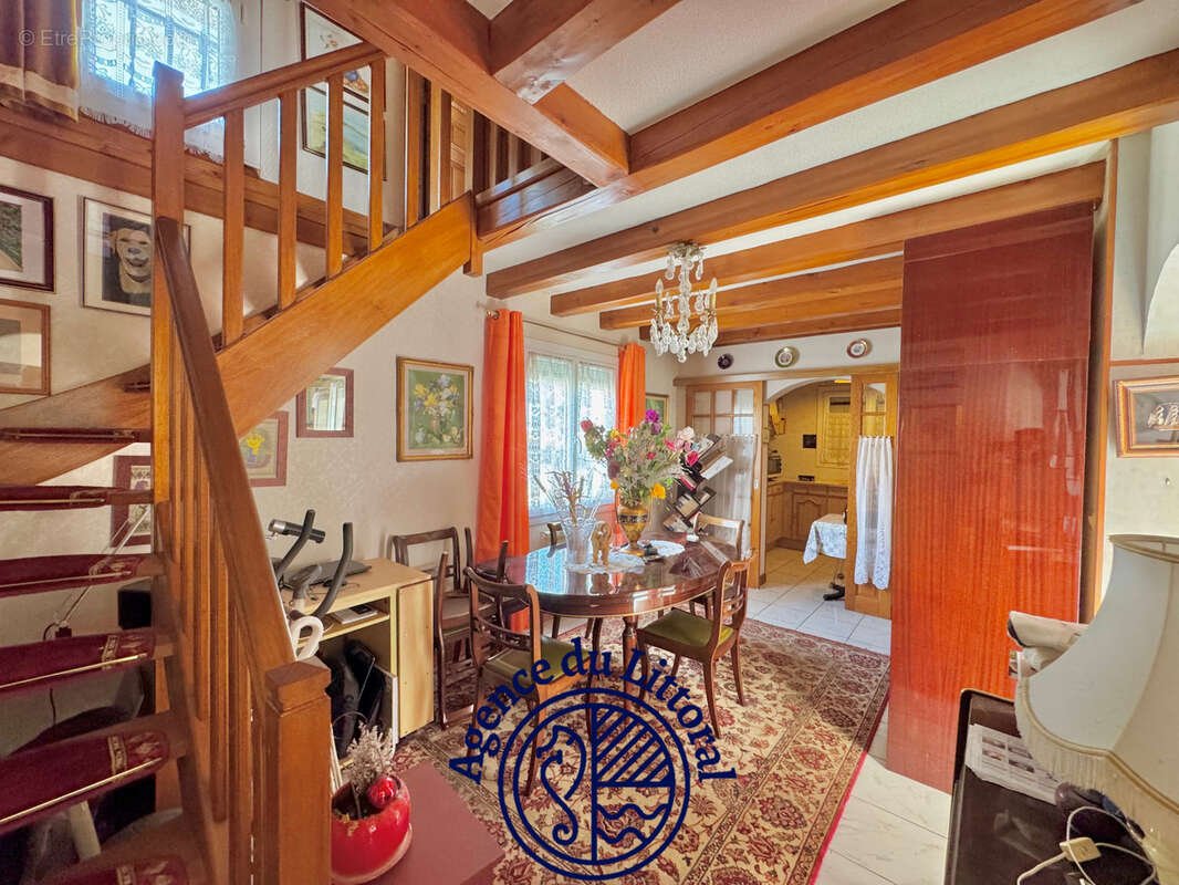 Maison à MESCHERS-SUR-GIRONDE