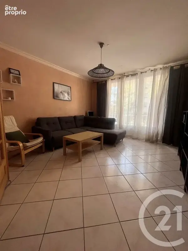 Appartement 3 pièces 60 m² à vendre à Villeurbanne (69100) - photo 3