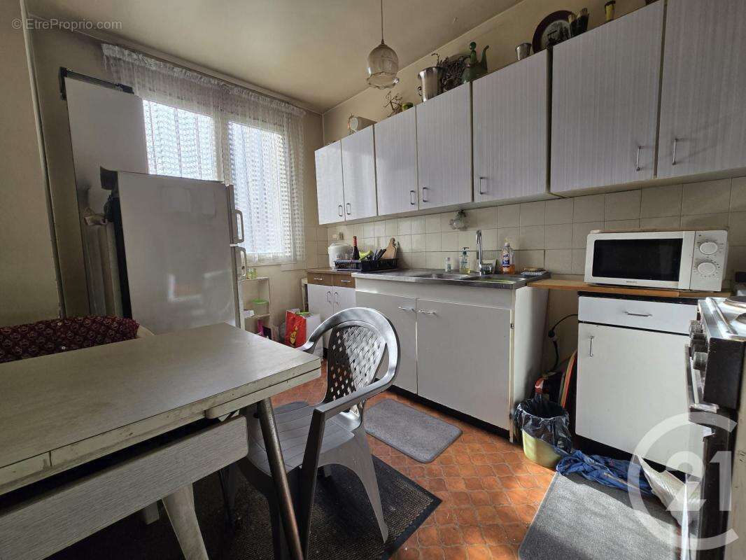 Appartement à FONTENAY-SOUS-BOIS