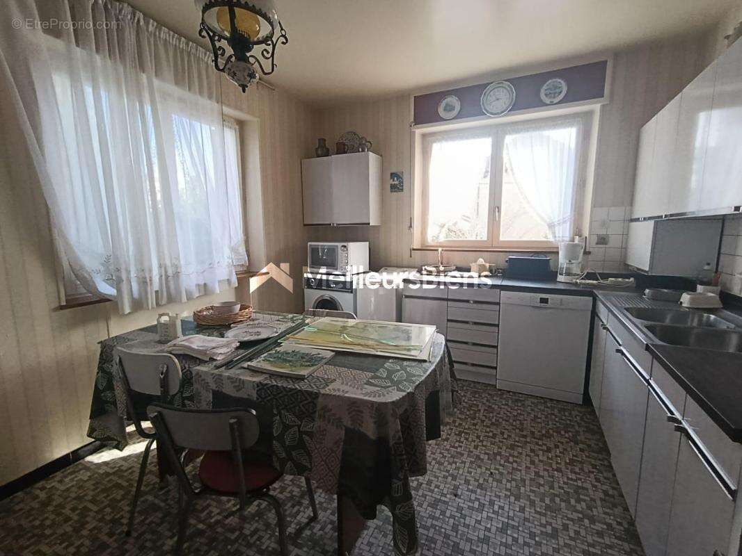 Maison à BOURBONNE-LES-BAINS