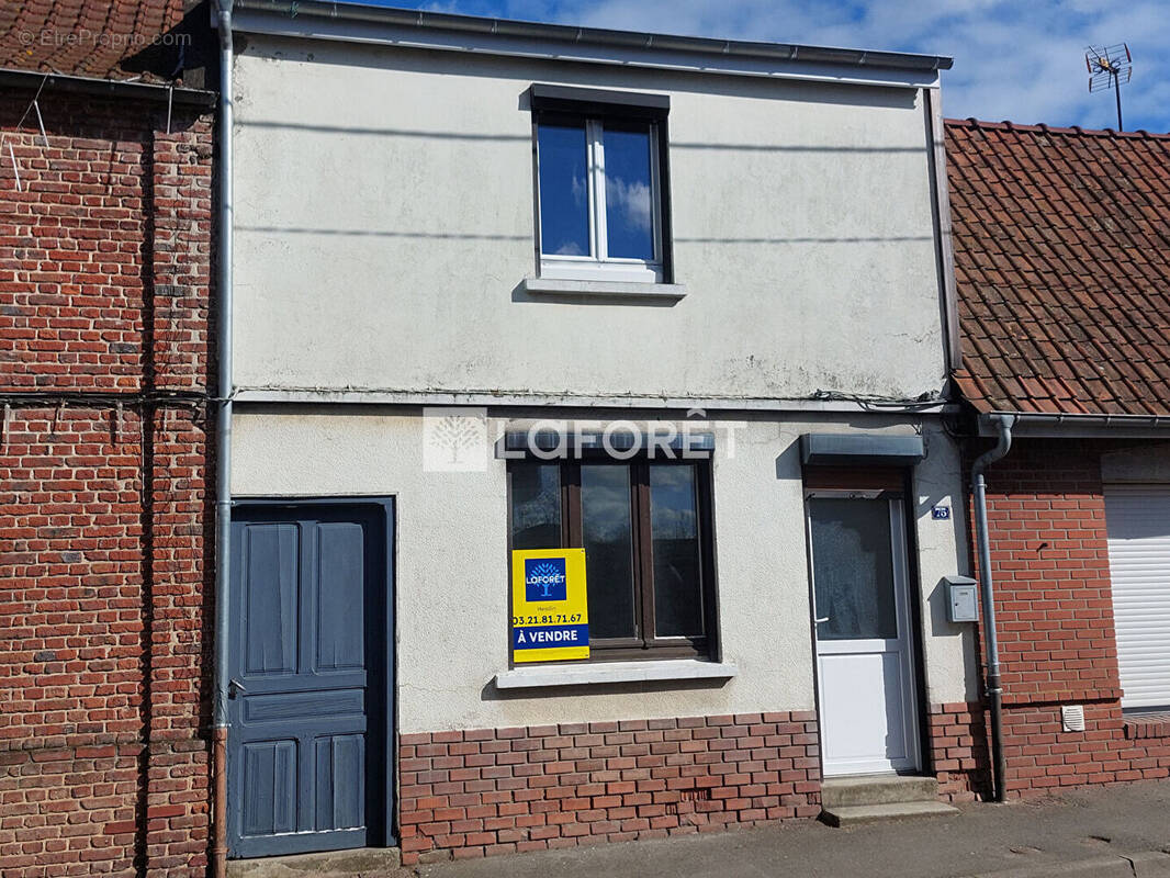 Maison à AUXI-LE-CHATEAU