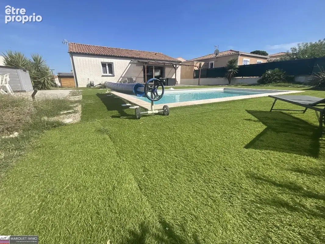 Villa T4 récente et fonctionnele, plain pied, offrant 155 m² en 4 faces sur 636 m² de terrain avec piscine et garage - photo 21