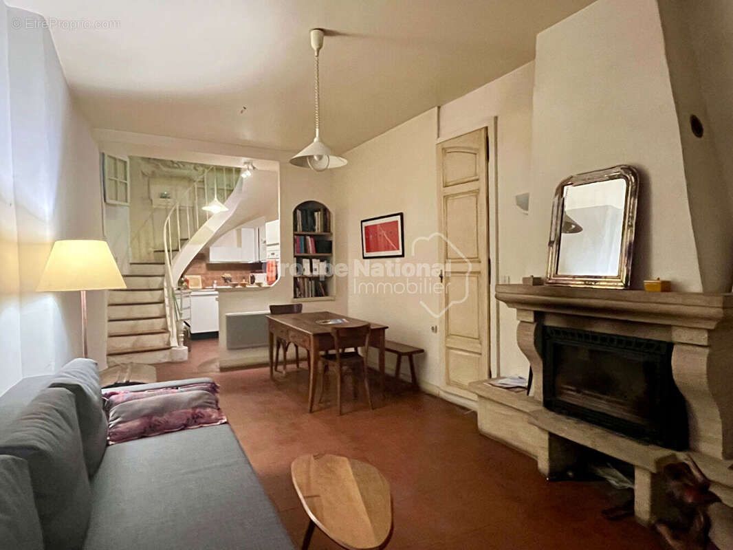 Appartement à ARLES