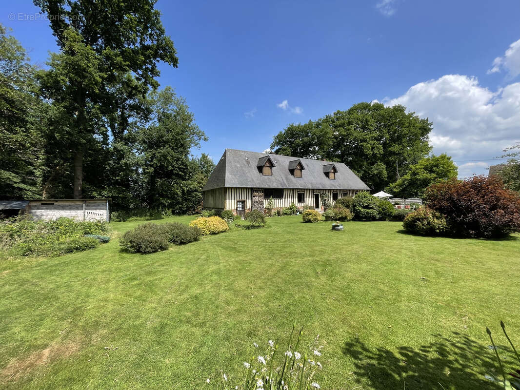 Maison à SAINT-ROMAIN-DE-COLBOSC