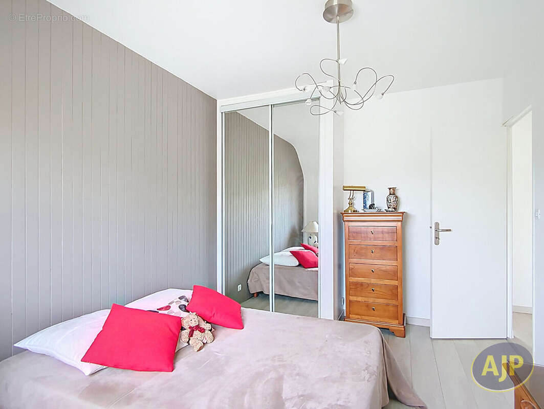 Maison familiale de 130 m²  Rennes Patton / Prairies Saint-Martin - photo 8