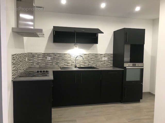 Maison à PUY-L&#039;EVEQUE