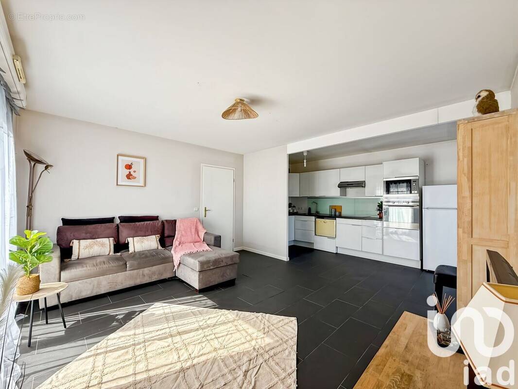 Photo 1 - Appartement à SAINTE-GENEVIEVE-DES-BOIS
