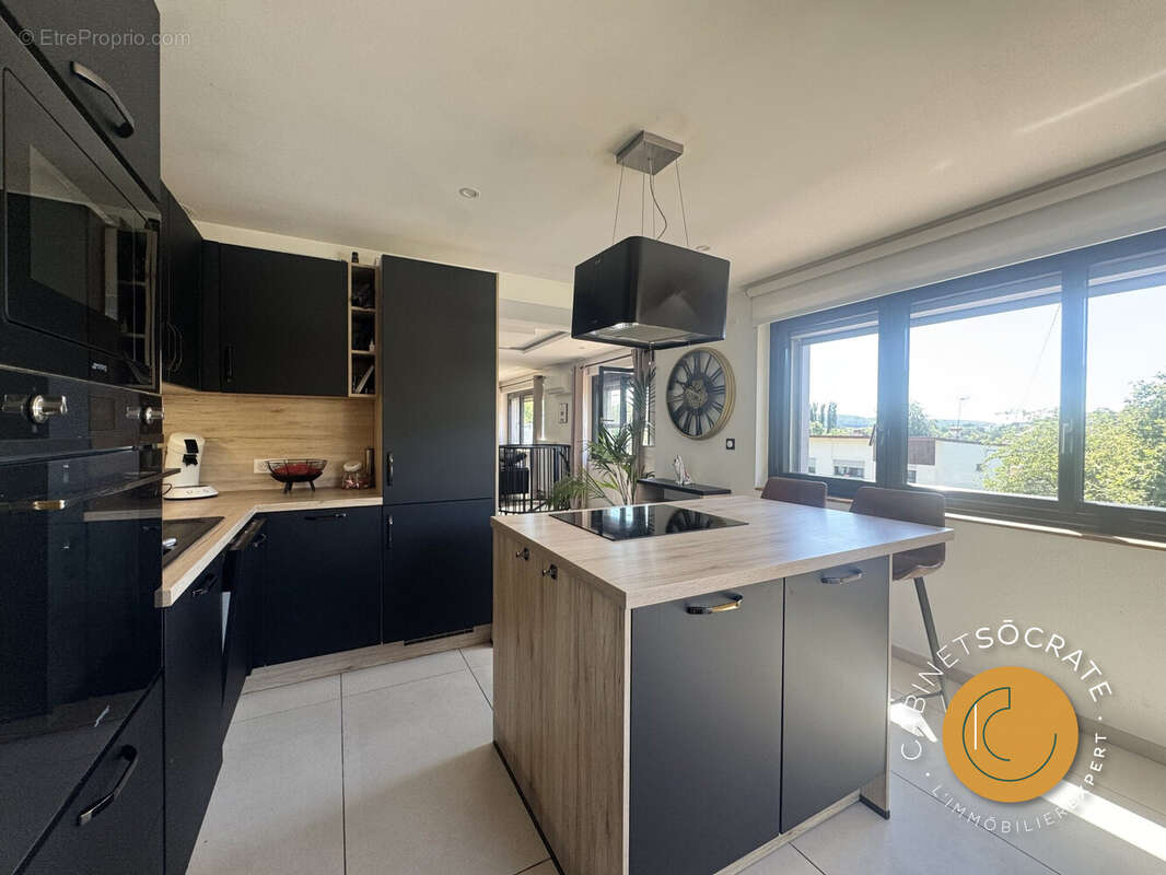 Maison 182 m² à Chavigny  - photo 8