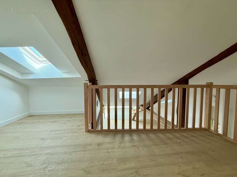 Appartement à PARAY-LE-MONIAL