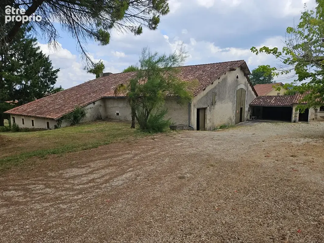 Grange et dépendances à fort potentiel au ceur du périgord vert - photo 16