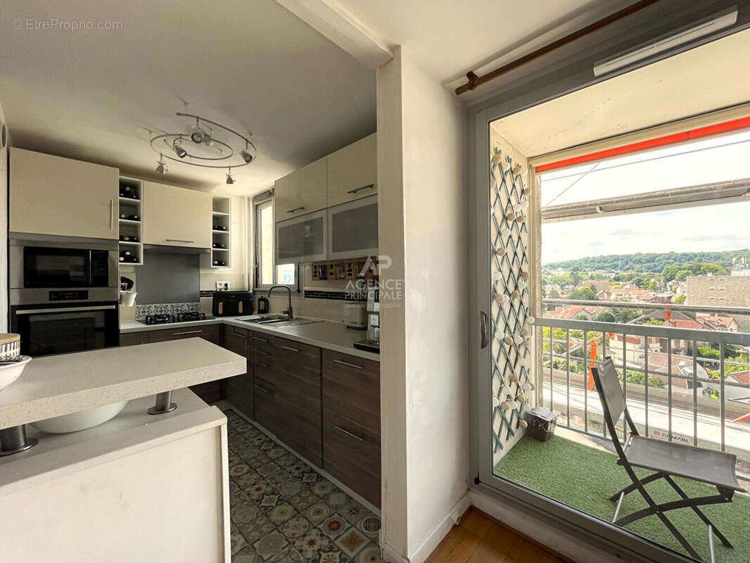 Appartement à CHAVILLE