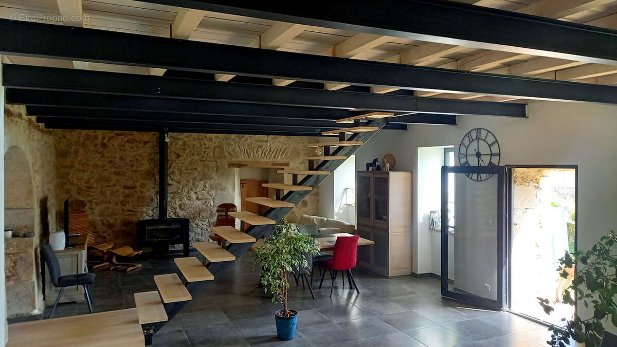 Maison à FIGEAC