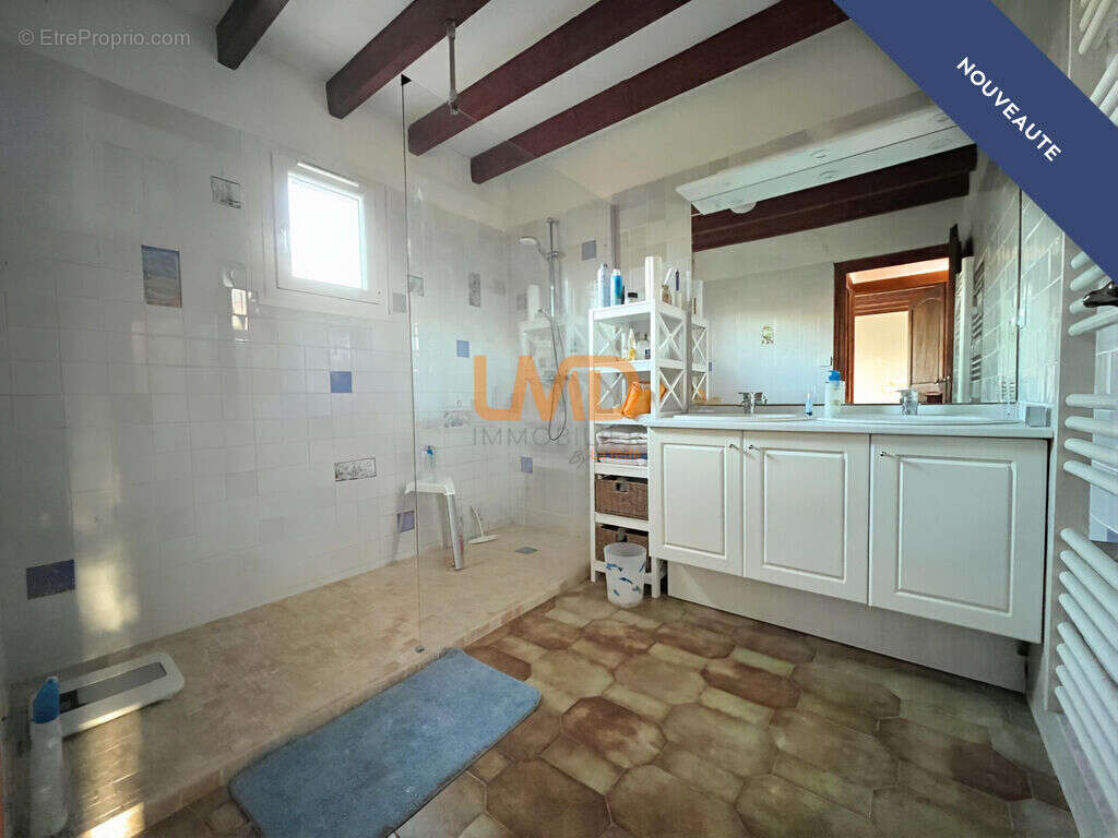 Maison à LORGUES
