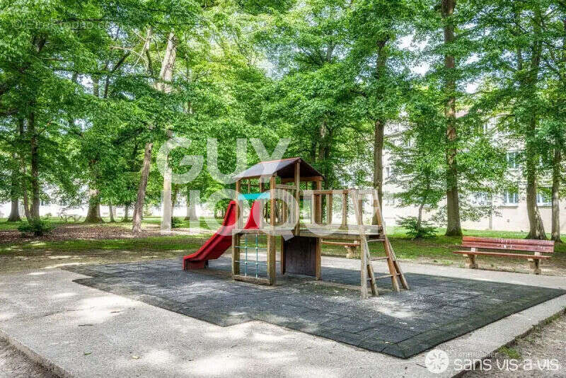 Appartement à LA CELLE-SAINT-CLOUD