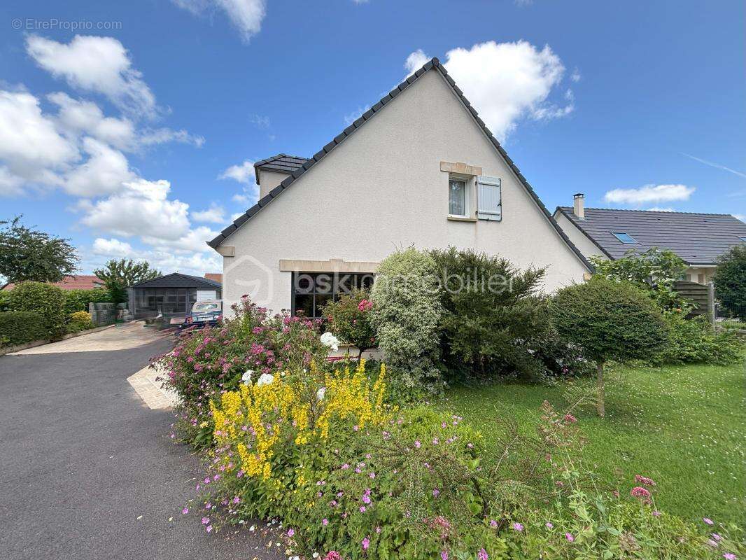 Maison à SAINT-REMY-BOSCROCOURT