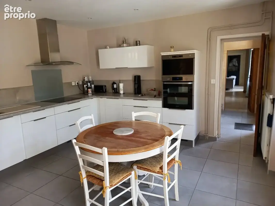 Maison 8 pièces 268 m² à vendre à Rots (14980) - photo 6