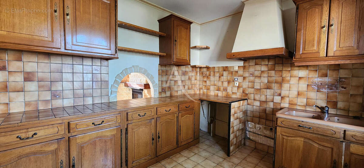 Maison à VIVONNE